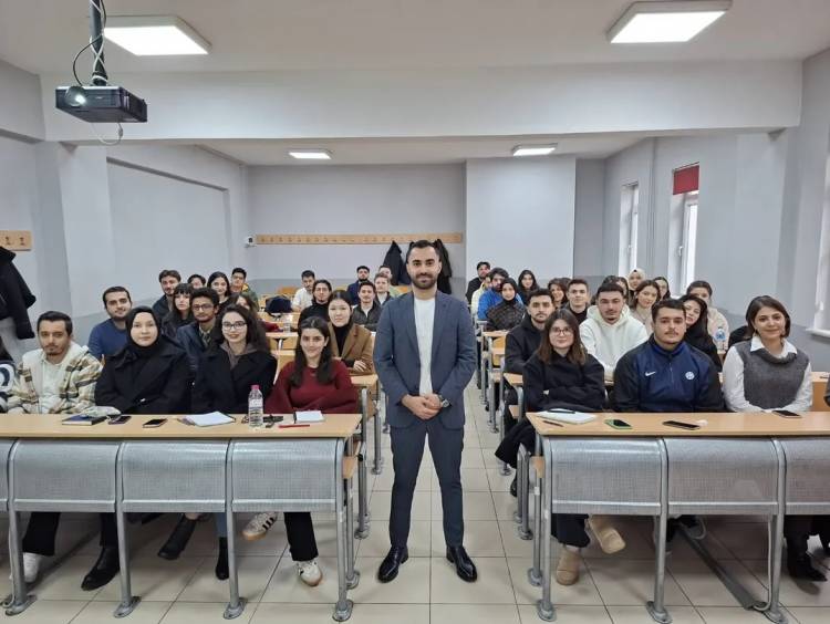 Sektörden Fakülteye: Berkay Alkaç