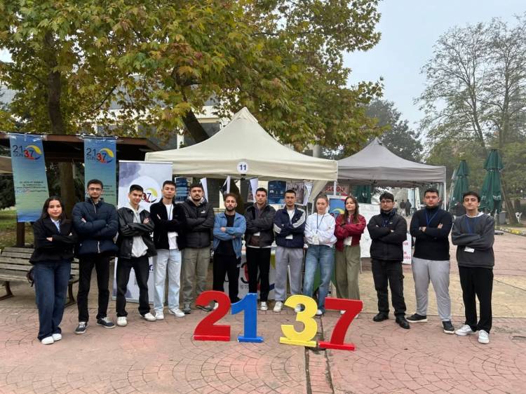 21 Gün 37 Derece İş Topluluğundan Rekor Katılımlı Stant Haftası!