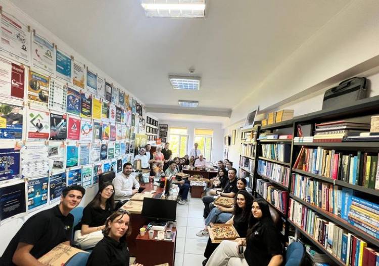Pizza Partisinde Bir Araya Geldik!
